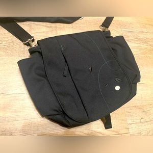 Haiku cross body bag- black with teal detail